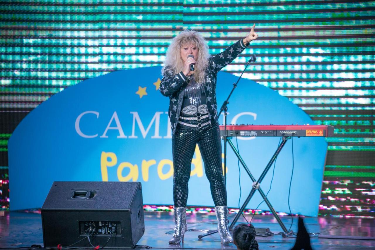 Camping Paradis Le Pearl アルジェレス・シュル・メール エクステリア 写真