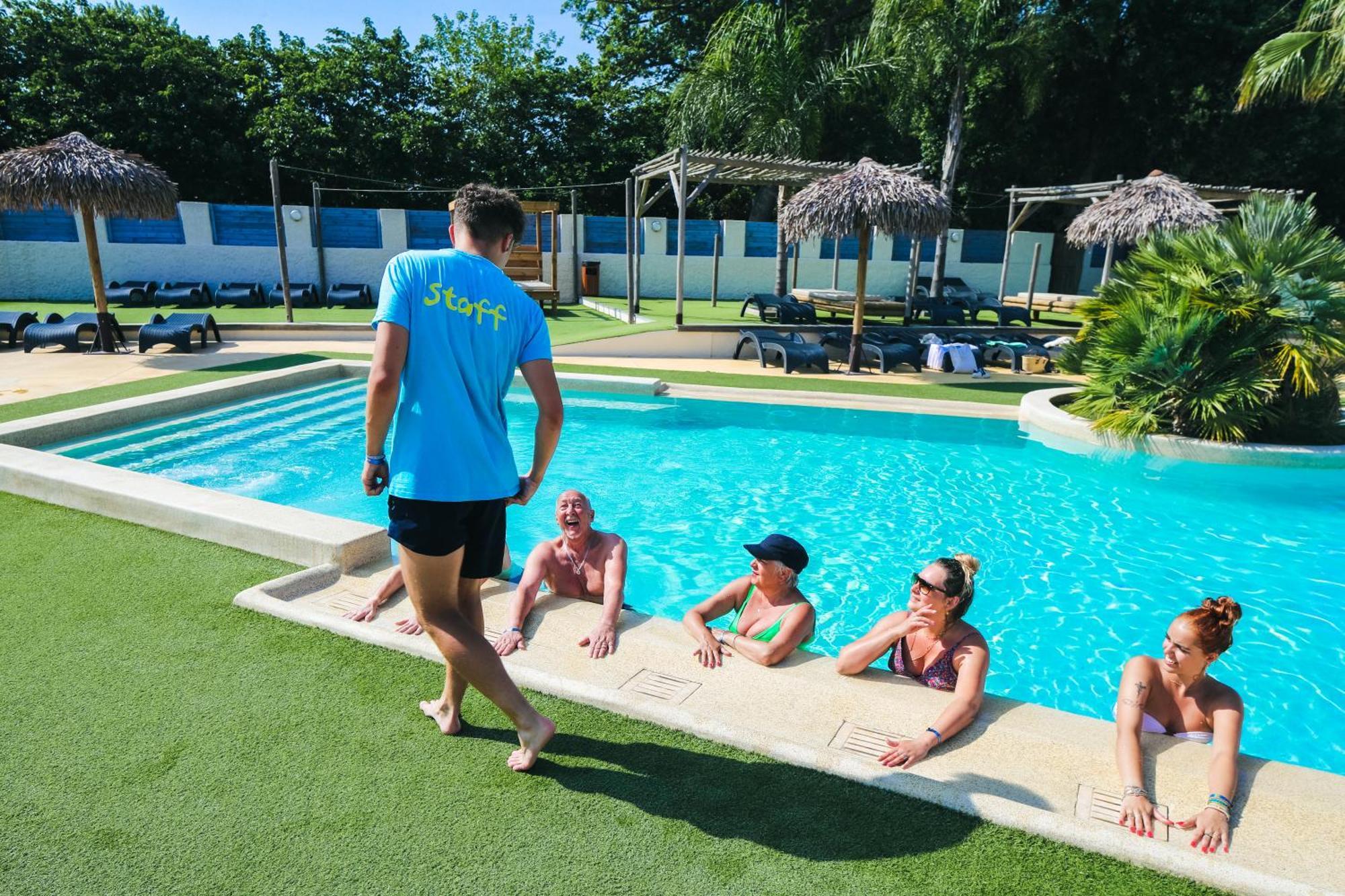 Camping Paradis Le Pearl アルジェレス・シュル・メール エクステリア 写真